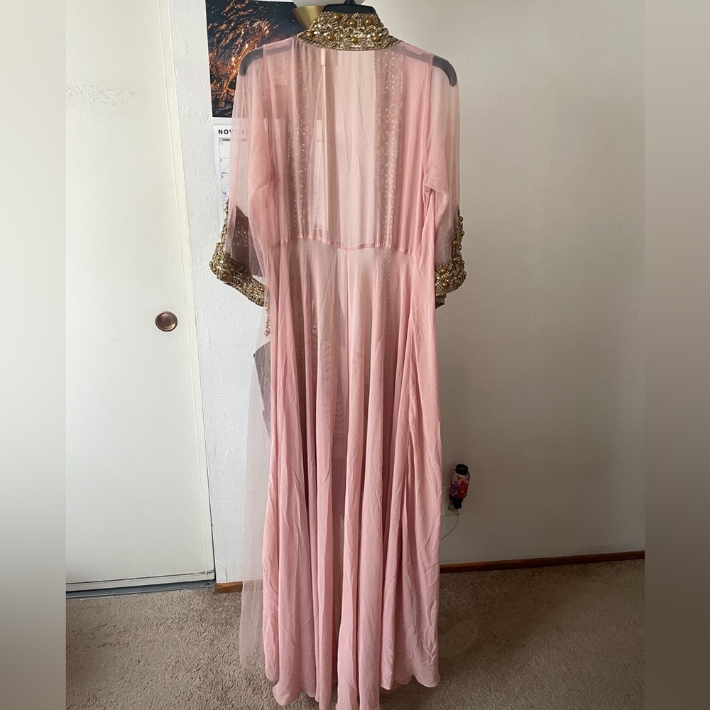 Elegant sheer Pink/Gold Embellished Women's abaya/ kaftan/kimono with slip dress - Picture 7 of 8